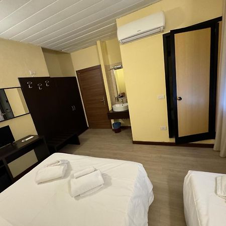 Hotel Guidi เมสเตร ภายนอก รูปภาพ
