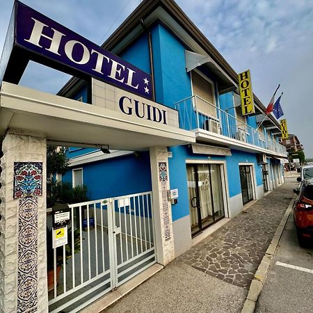 Hotel Guidi เมสเตร ภายนอก รูปภาพ