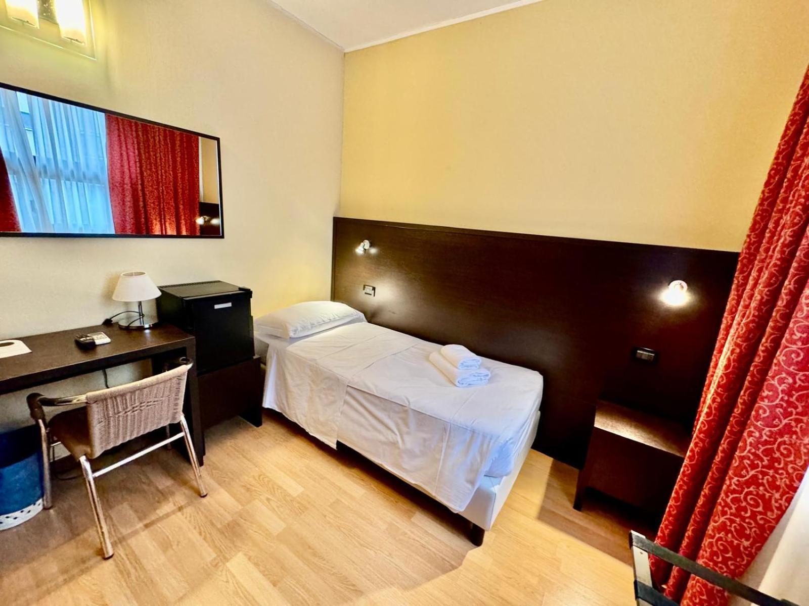 Hotel Guidi เมสเตร ภายนอก รูปภาพ