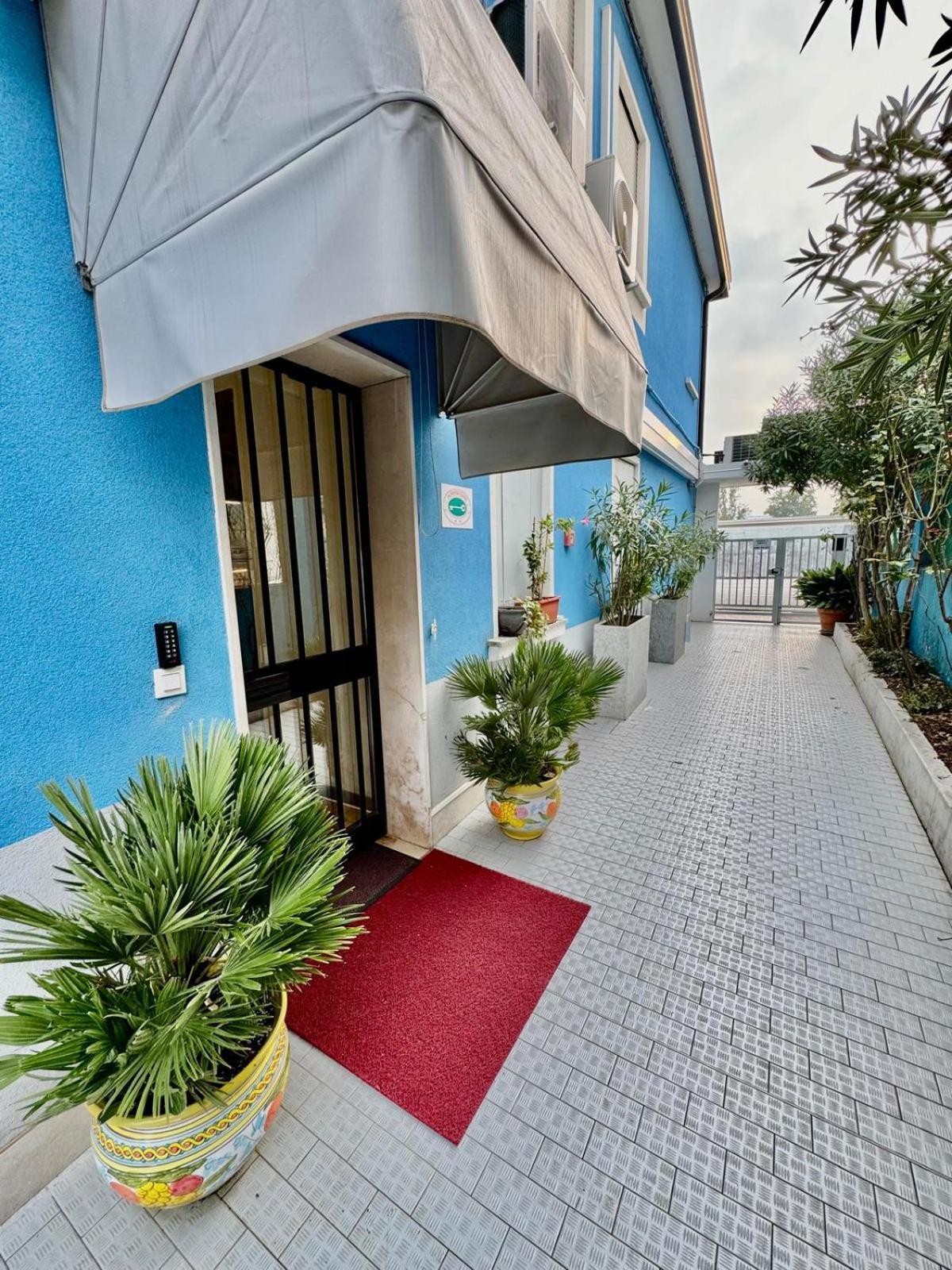 Hotel Guidi เมสเตร ภายนอก รูปภาพ